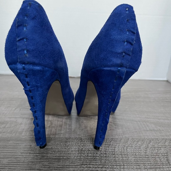 Steve Madden blue suede heels - Picture 7 of 8